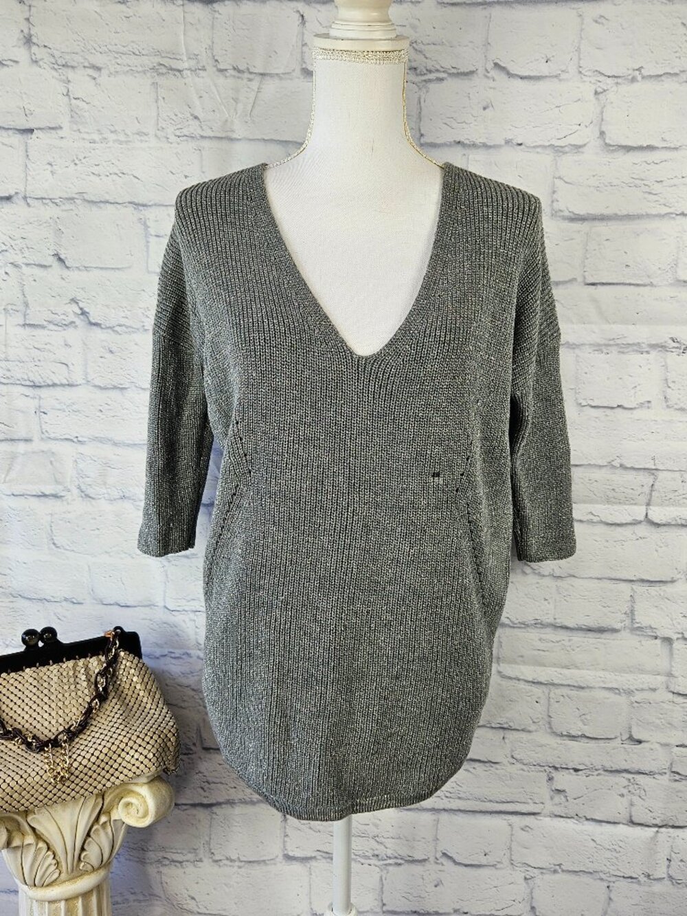NWT Express Size XS Gray/Silver Metallic V-Neck Oversized Half Sleeve Sweater
